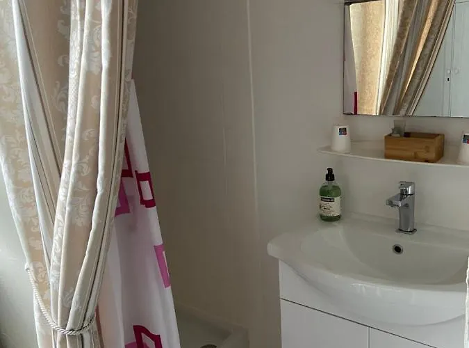 Maison Amoraina 住宿加早餐酒店